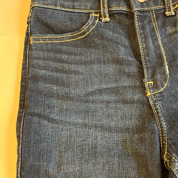 Abercrombie Jeans - Picture 10 of 10